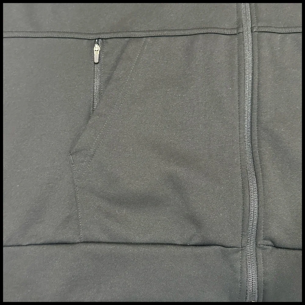 NikeThermaFit🔥🪶 XL Black Hooded Zip Up Jacket, 3 Pockets, Like New, Clean. Warm - Picture 8 of 17